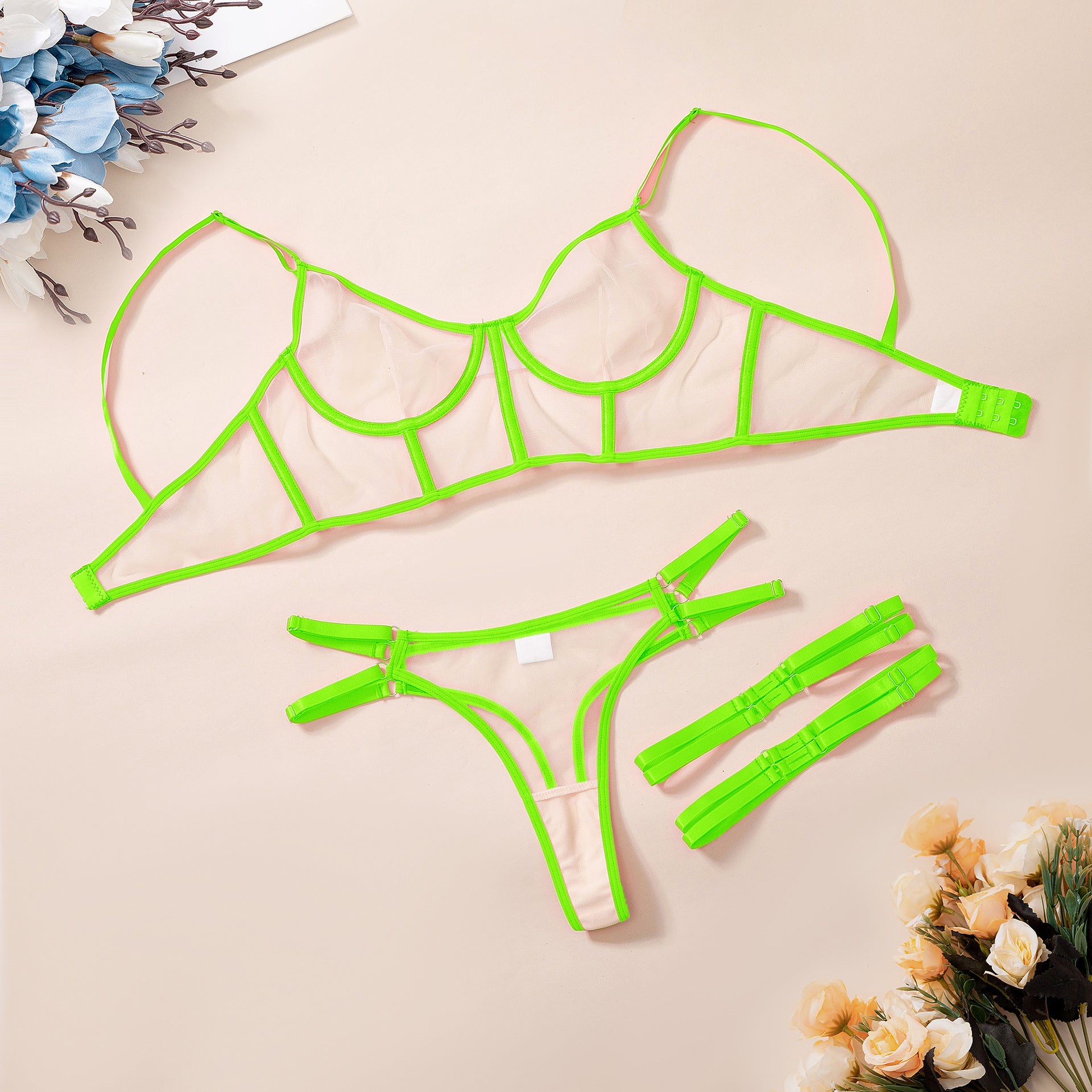 Soutien-gorge transparent en dentelle et en maille