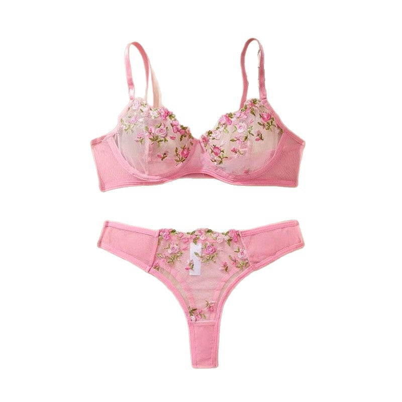 Ensemble deux pièces de lingerie transparente